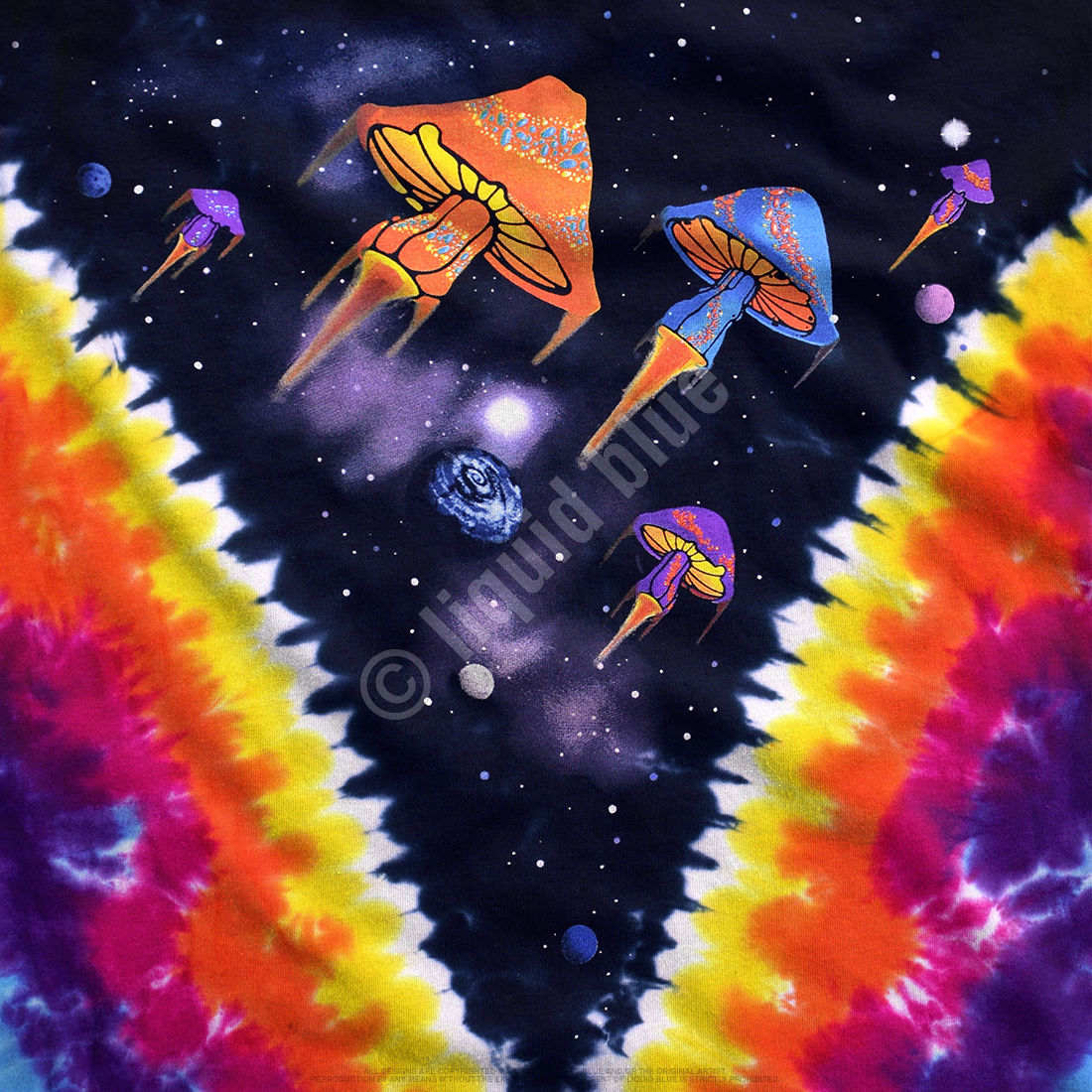 11774b_artwork__49273 Space Shrooms Light Fantasy T-shirt