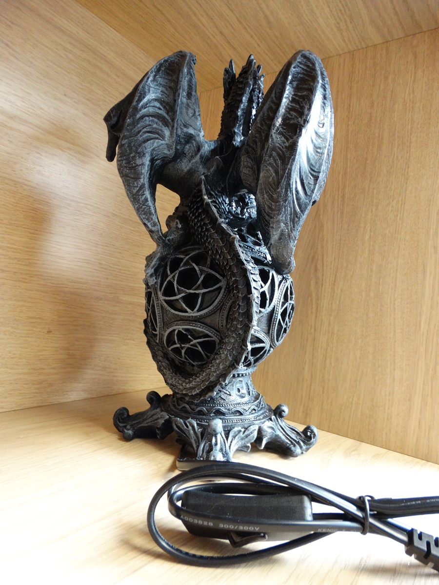 3773-6 Black Dragon - lamp 16*32cm