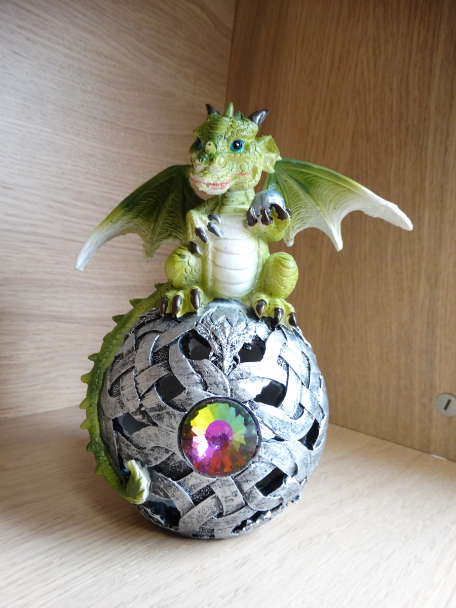 Green Dragon on Dragon Light Ball - C