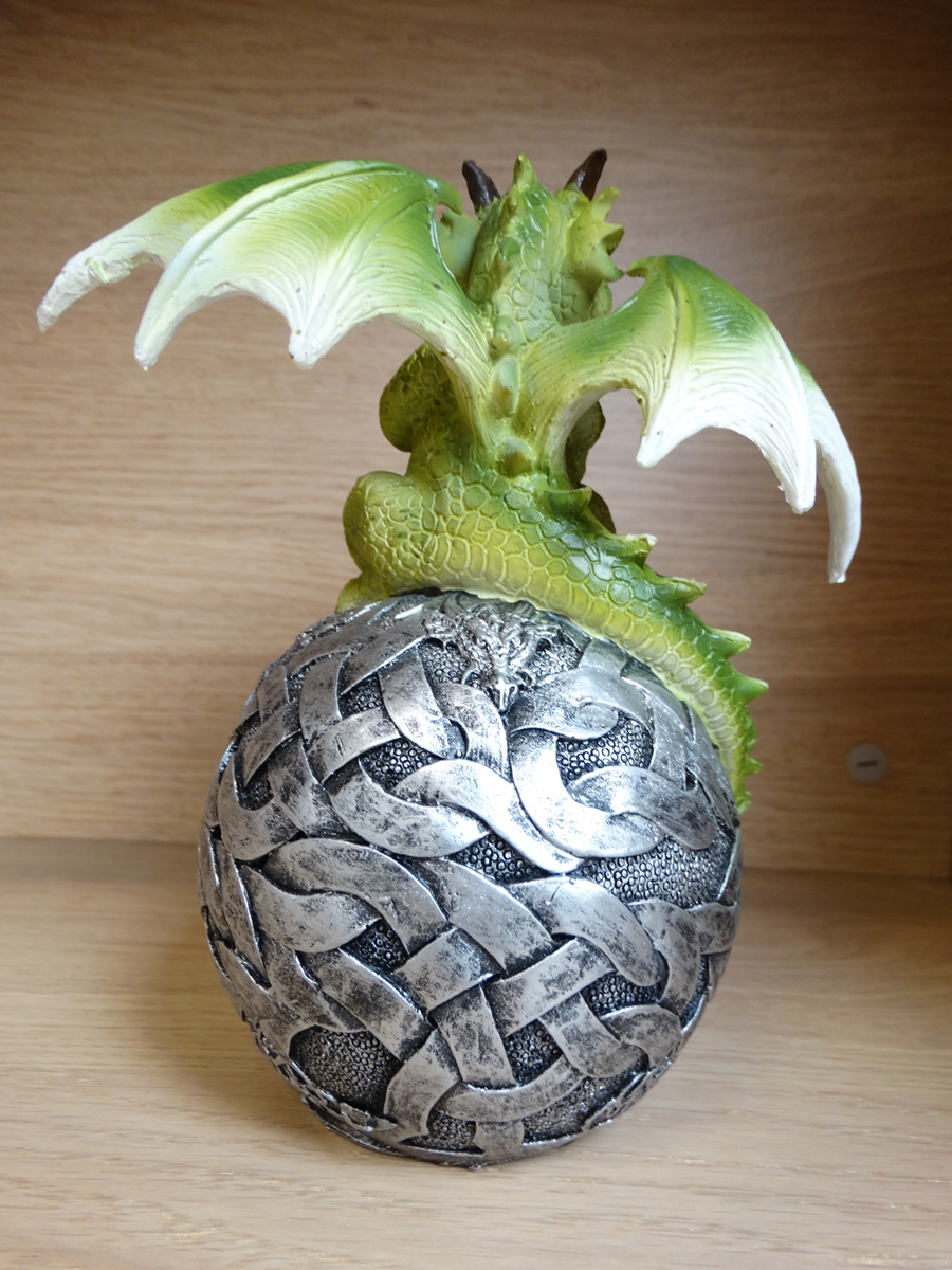 Green Dragon on Dragon Light Ball - C