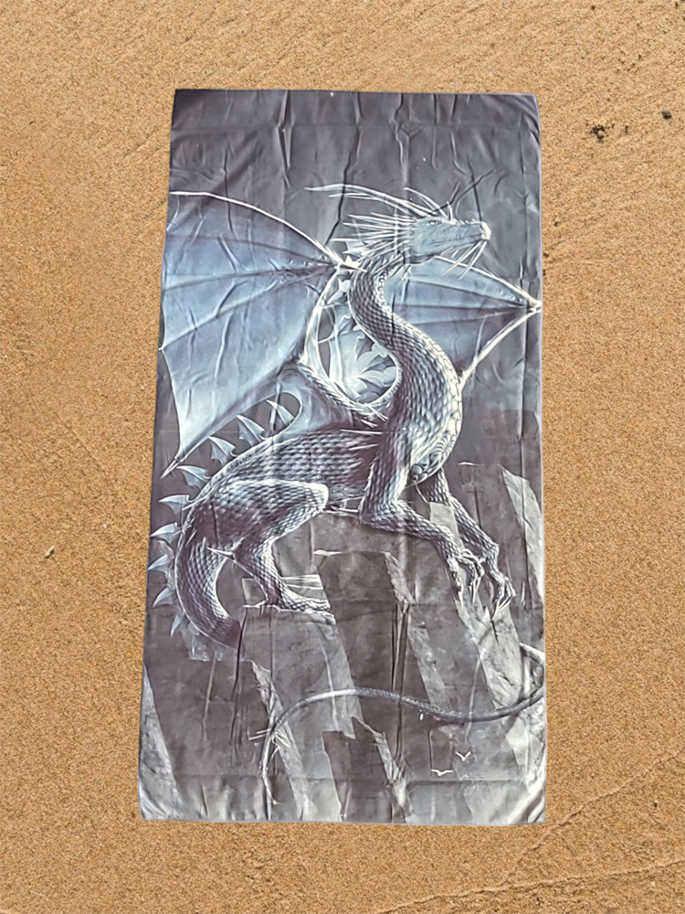 Silver Dragon Strandlaken 90x180cm